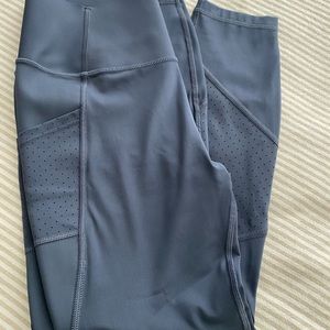GapFit sculpt compression Medium 7/8